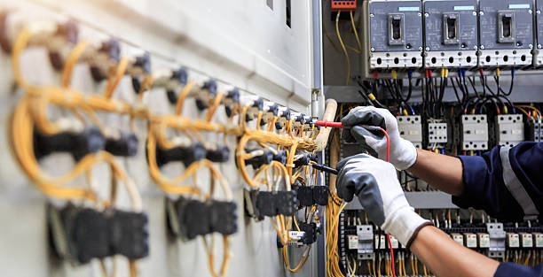 Professional Electrician technician working in Weyauwega, WI